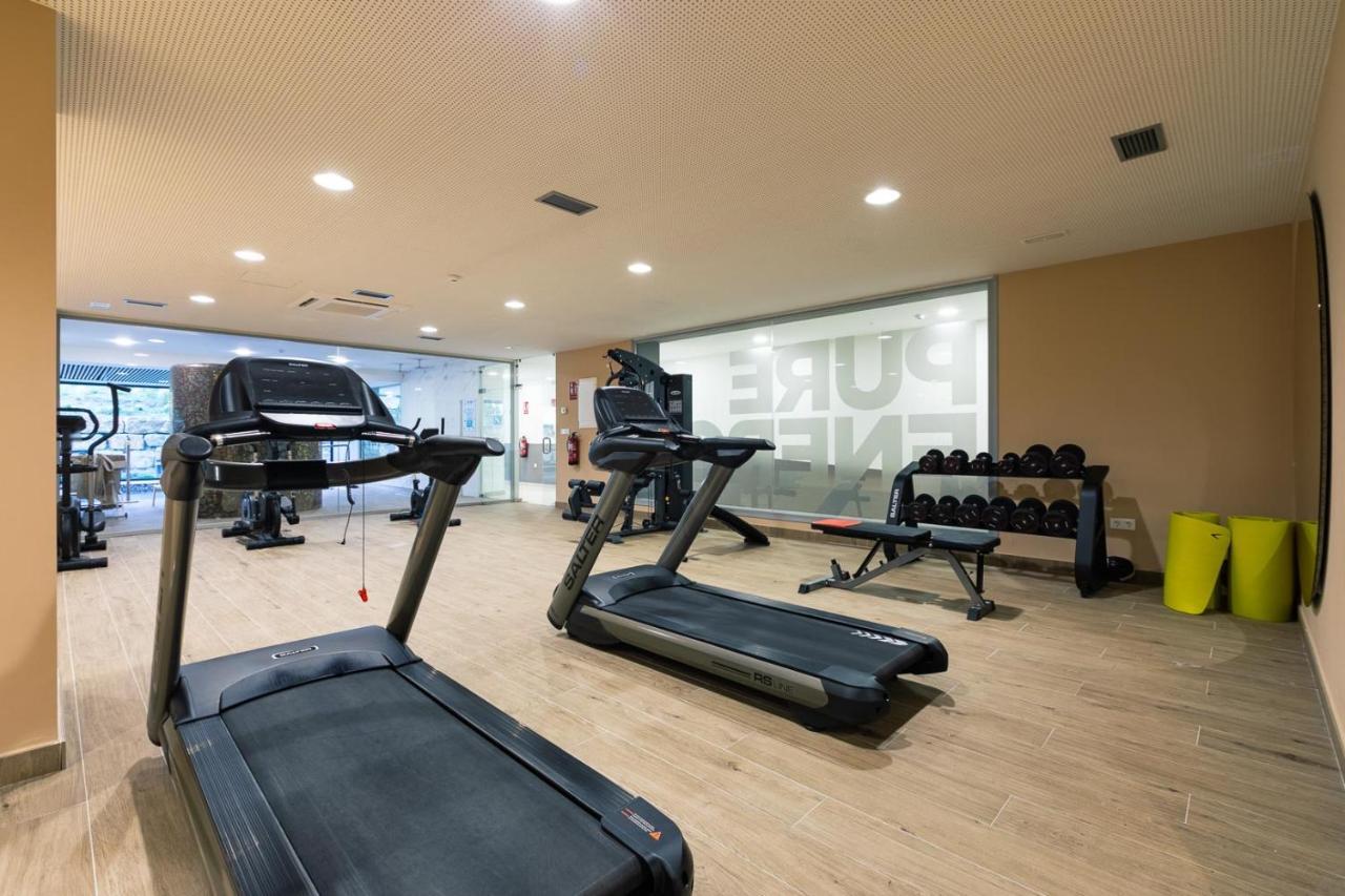 The Golden Oasis Penthouse Apartment เอสเตโปนา ภายนอก รูปภาพ